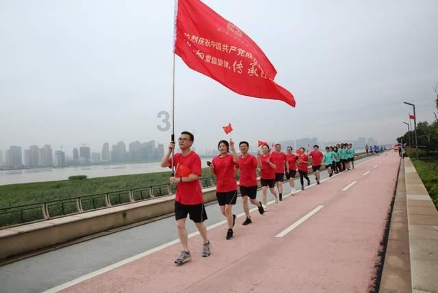 膝盖总嘎嘎响怎么回事还疼什么原因啊——分享与讨论的红迪网社区